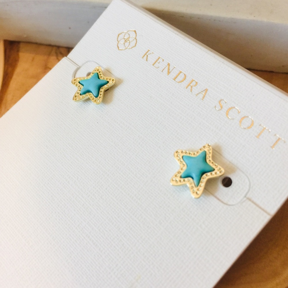 Kendra Scott Jae Star Light Blue Magnesite stud Earrings Gold Plated